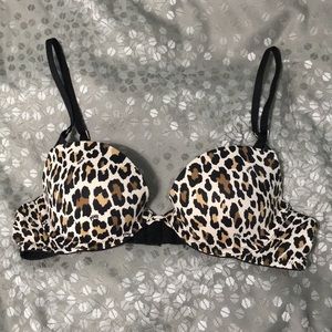 NWOT! Pink Victoria’s Secret Bra